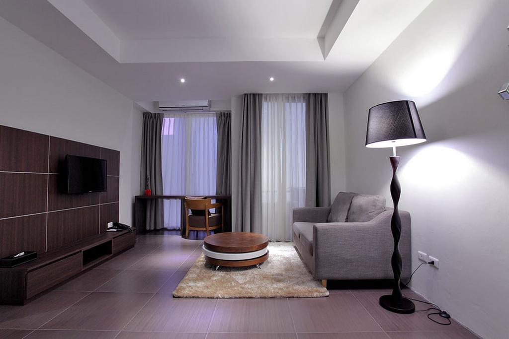 Win D Hotel Nakhonratchasima Δωμάτιο φωτογραφία